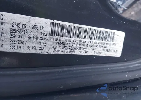 2013 Dodge Grand Caravan Sxt z USA, uszkodzony, nr VIN 2C4RDGCG5DR804495